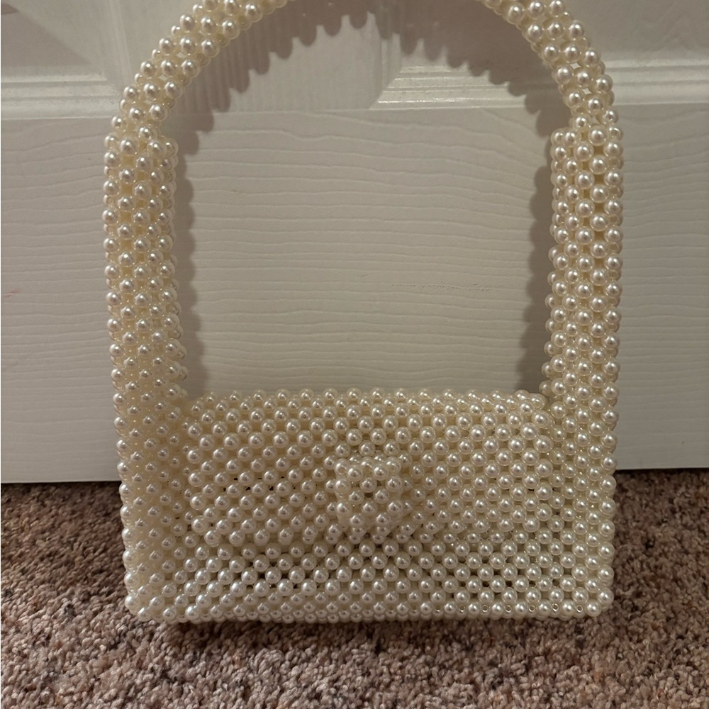 Chic Pearl Beaded Clutch